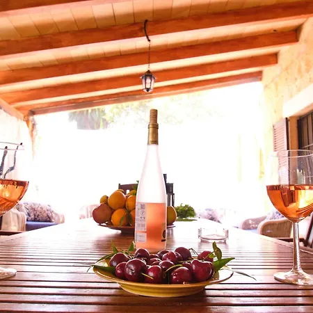 Casa de Férias Mallorquinische Mit Garten Und Pool *